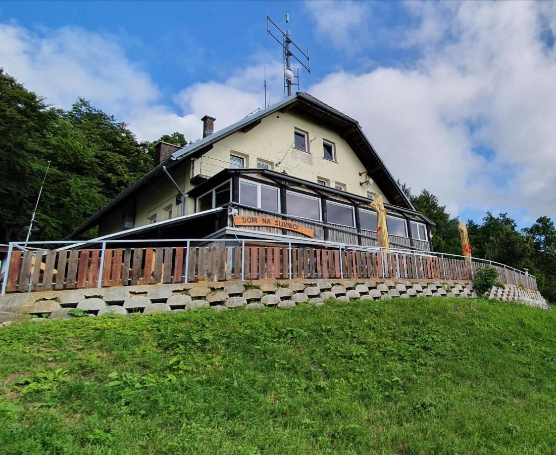 체르크니차 Dom Na Slivnici B&B 외부 사진