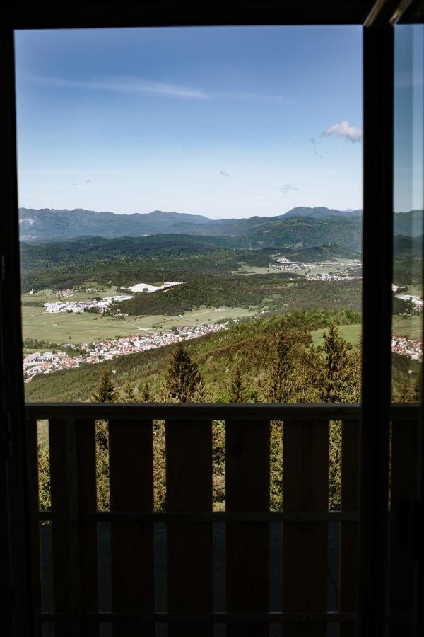 체르크니차 Dom Na Slivnici B&B 외부 사진